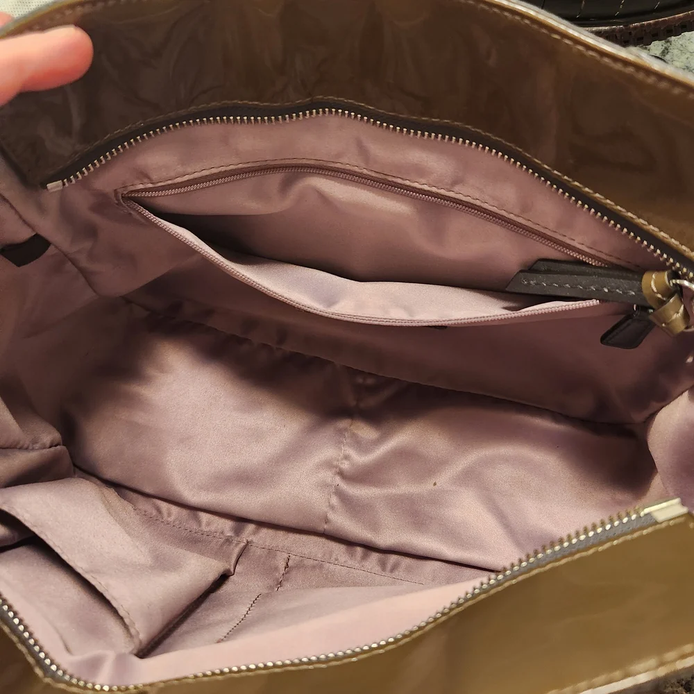 Coach Olive Green Op Art Embossed Patent Leather East West Gallery Tote  Bag - Picture 7 of 16